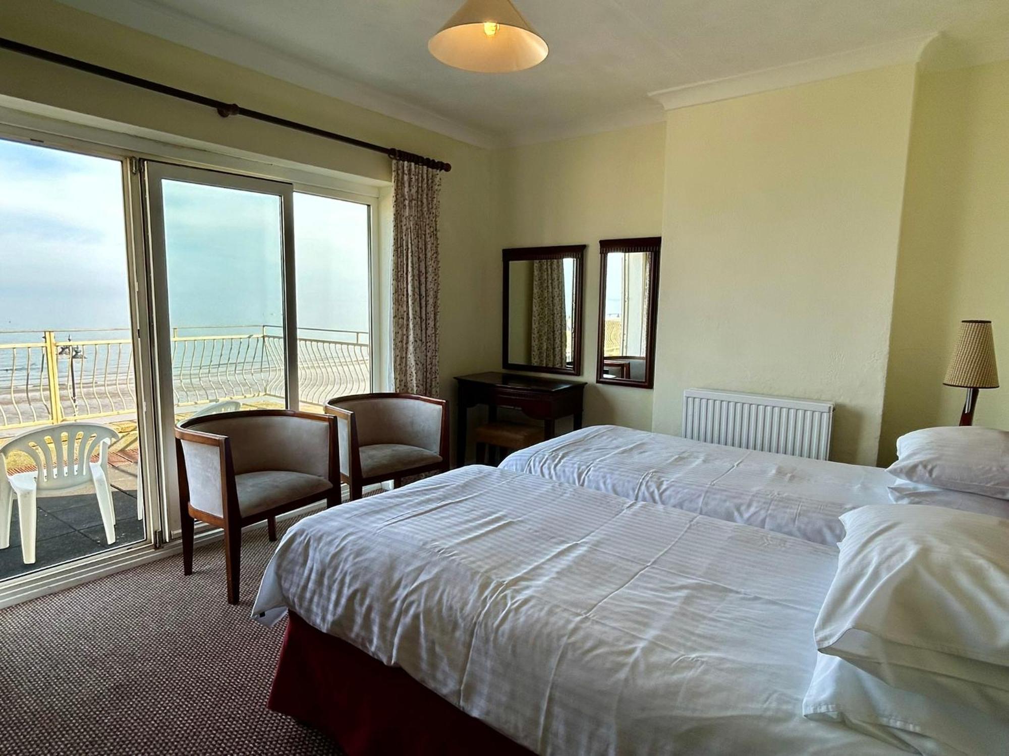 Bay View - Seafront, Sandown - Free Car Ferry For Bookings Of 3 Or More Nights, Subject To Availability Εξωτερικό φωτογραφία
